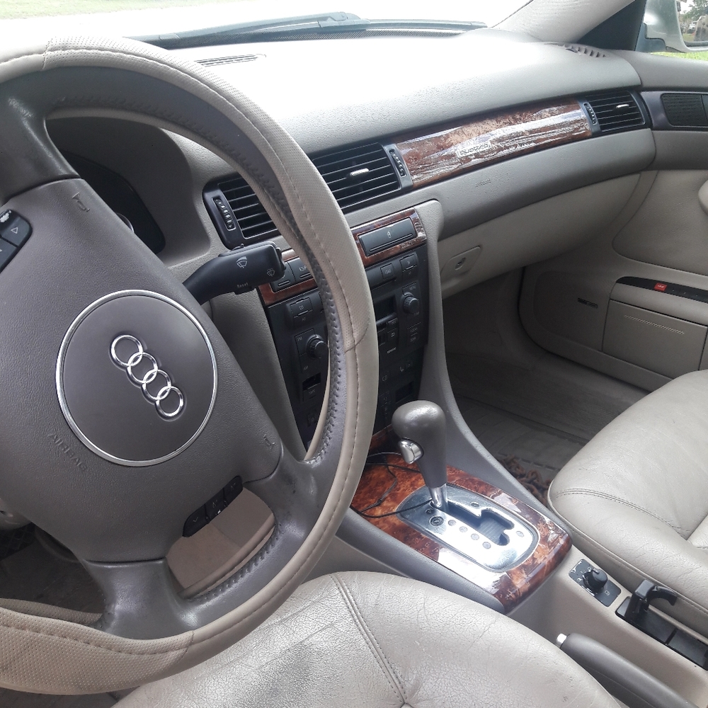 A Audi A6